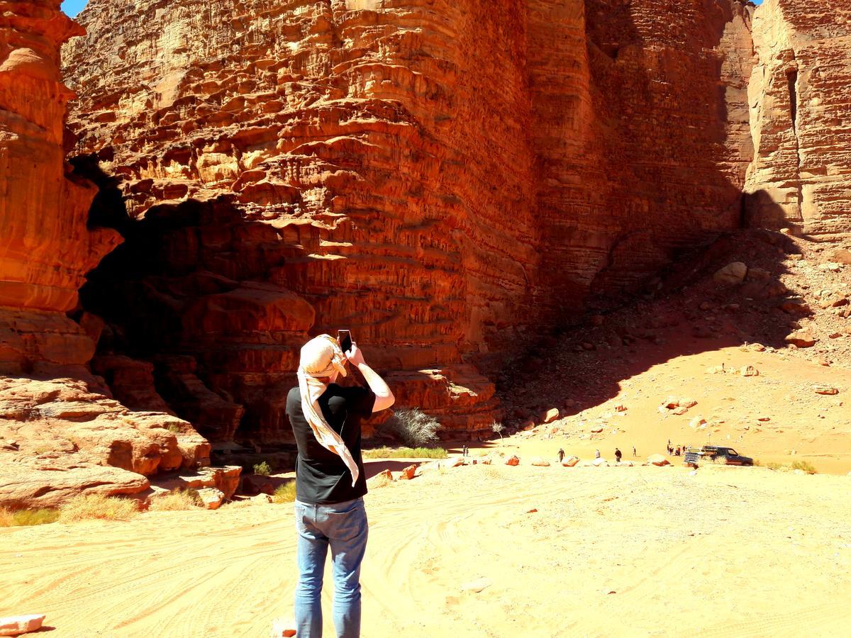 7 Pillars Camp & Jeep Tour In Wadi Rum Desert מראה חיצוני תמונה