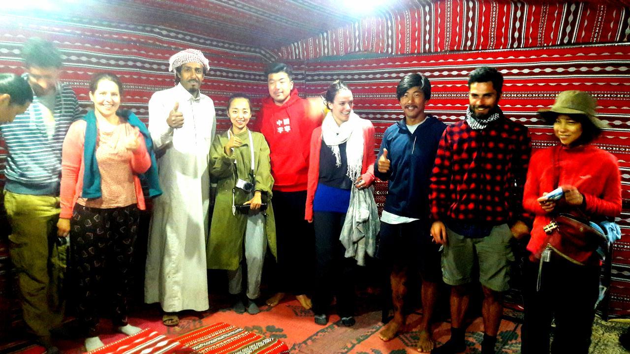 7 Pillars Camp & Jeep Tour In Wadi Rum Desert מראה חיצוני תמונה