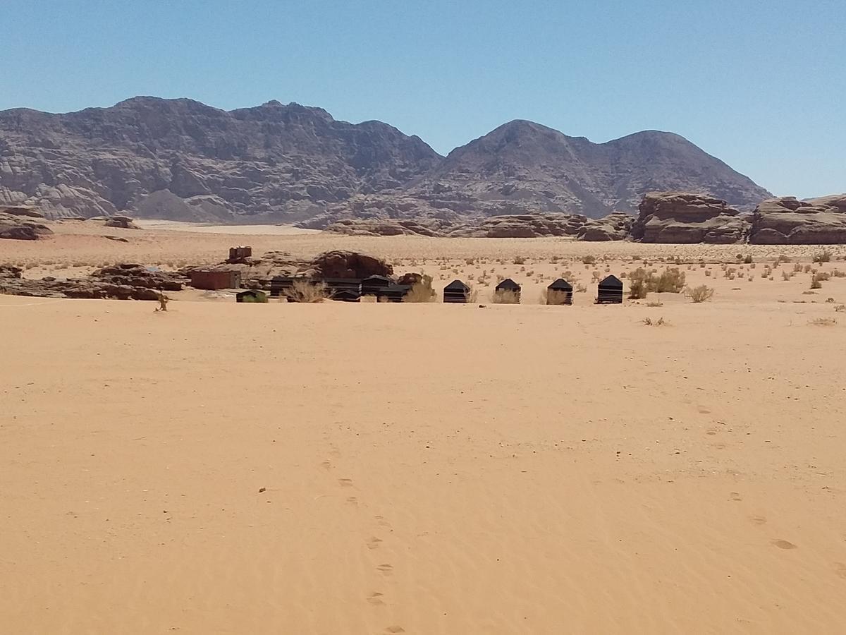 7 Pillars Camp & Jeep Tour In Wadi Rum Desert מראה חיצוני תמונה
