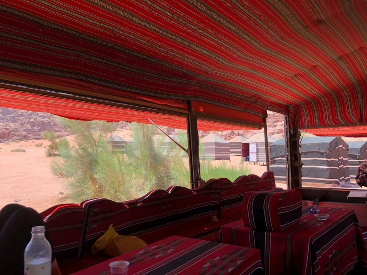 7 Pillars Camp & Jeep Tour In Wadi Rum Desert מראה חיצוני תמונה